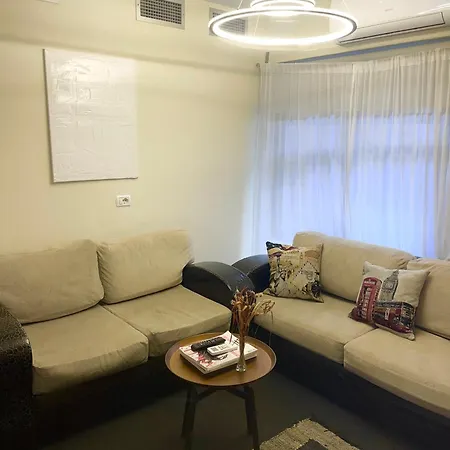 Citynest Apartments, 3-minute Walk From The Skanderbeg Square Apartment *