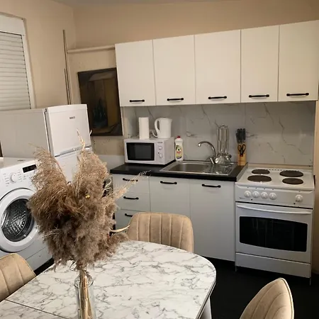 Citynest Apartments, 3-minute Walk From The Skanderbeg Square * تيرانا