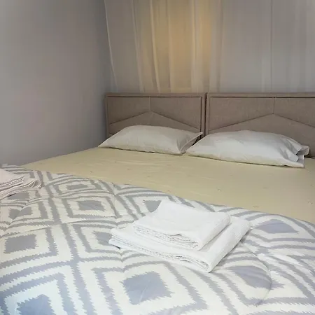 Appartement Citynest Apartments, 3-minute Walk From The Skanderbeg Square Tirana